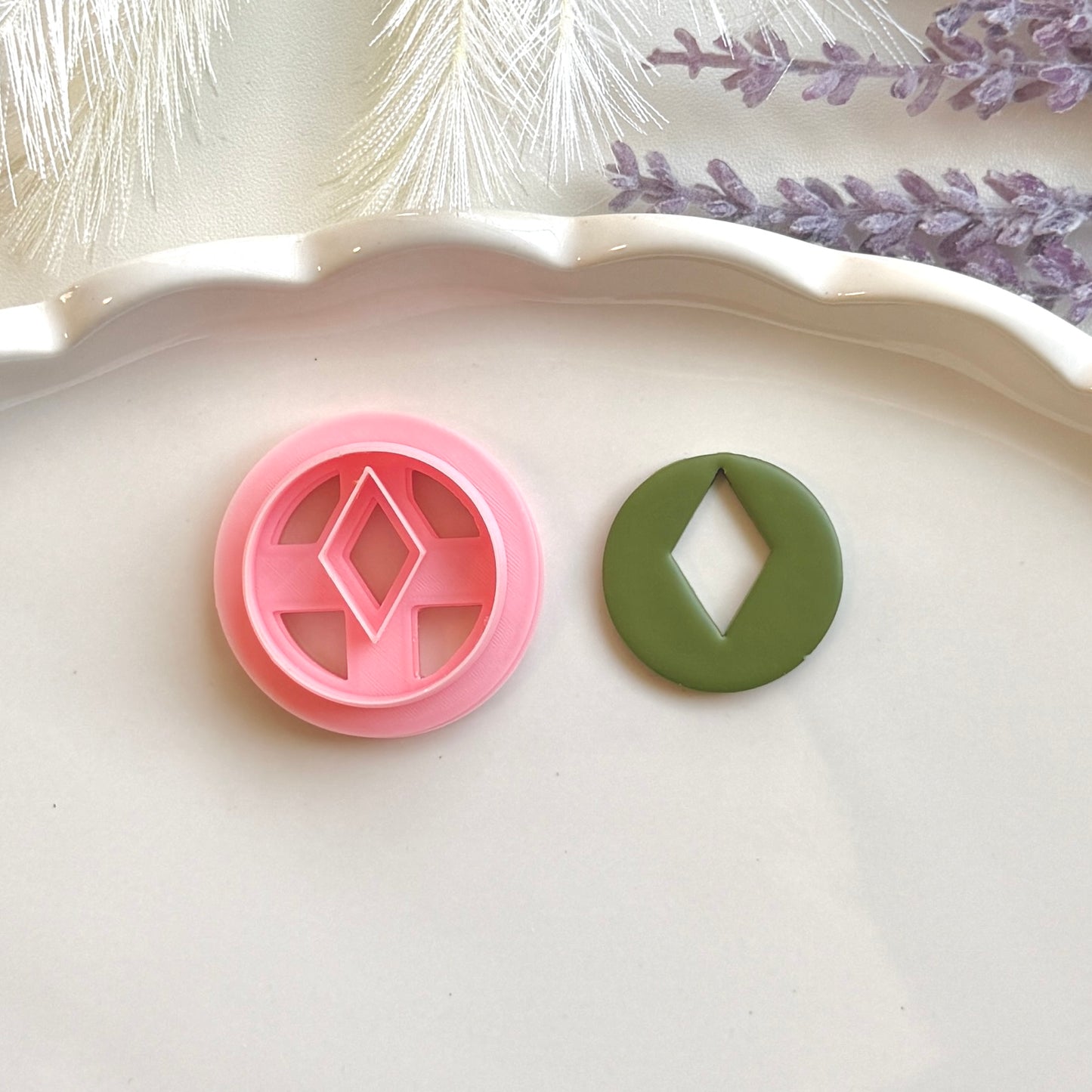Clay Cutter Circle Diamond Cutout 30mm | PLA+ Earring Jewelry Crafts 0.2mm Blade
